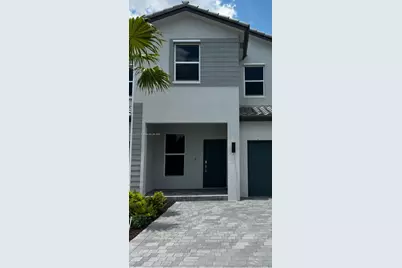 132 SW 184 Way #132, Pembroke Pines, FL 33029 - Photo 1