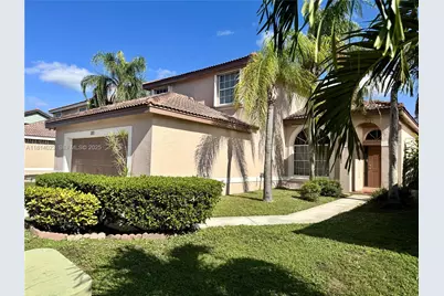 495 SW 183rd Way, Pembroke Pines, FL 33029 - Photo 1