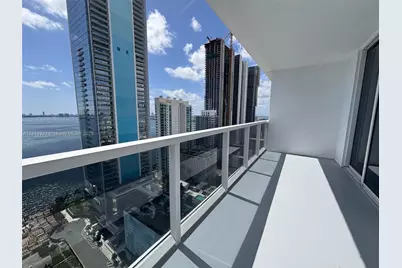 600 NE 27th St #2704, Miami, FL 33137 - Photo 1