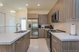 4725 NW 85th Ave, Doral, FL 33166 - Photo 1