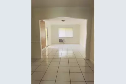 6831 Abbott Ave #5, Miami Beach, FL 33141 - Photo 1