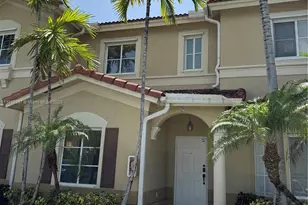 8246 NW 108th Ave, Doral, FL 33178 - Photo 1