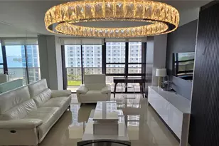 600 NE 36th St, Miami, FL 33137 - Photo 1