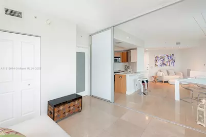 480 NE 30th St #1505, Miami, FL 33137 - Photo 12