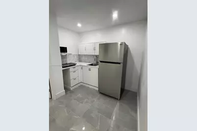 545 NW 20th St #1, Homestead, FL 33030 - Photo 1