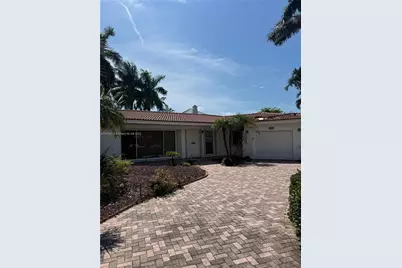 2404 NE 28th Ave #/, Fort Lauderdale, FL 33305 - Photo 1