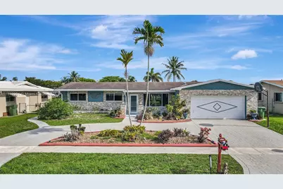 11520 NW 23rd St, Pembroke Pines, FL 33026 - Photo 1