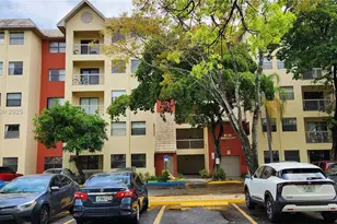 8120 Geneva Ct, Doral, FL 33166 - Photo 1