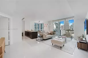55 SE 6th St, Miami, FL 33131 - Photo 1