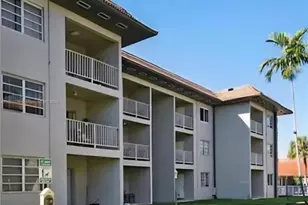 13920 Lake Placid Ct, Miami Lakes, FL 33014 - Photo 1