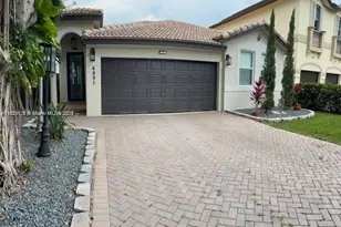 4891 NW 109th Ct, Doral, FL 33178 - Photo 1