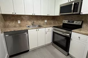 101 SW 132nd Way, Pembroke Pines, FL 33027 - Photo 1