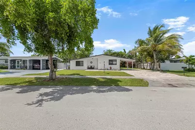 9520 Holiday Rd, Cutler Bay, FL 33157 - Photo 1