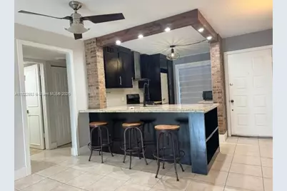 204 Lake Pointe Dr #108, Oakland Park, FL 33309 - Photo 1