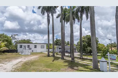 2100 NW 107th St, Miami, FL 33167 - Photo 1