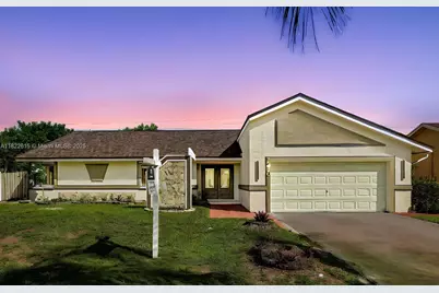 7220 NW 44th Ct, Lauderhill, FL 33319 - Photo 1