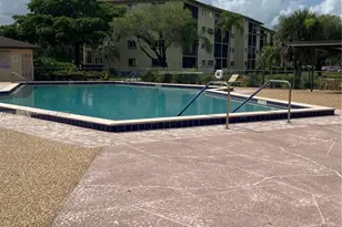 1301 SW 142nd Ave, Pembroke Pines, FL 33027 - Photo 28