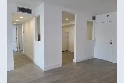 2851 NE 183rd St #1812E, Aventura, FL 33160 - Photo 1