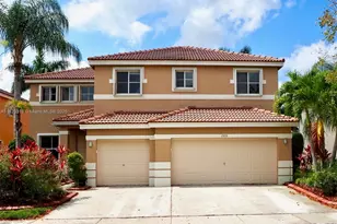 1535 Sandpiper Cir, Weston, FL 33327 - Photo 1