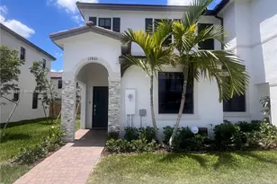 12860 SW 232nd Ter, Homestead, FL 33032 - Photo 1