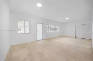 1100 Venetian Way, Miami, FL 33139 - Photo 1