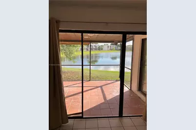 510 W Park Dr #104, Miami, FL 33172 - Photo 1