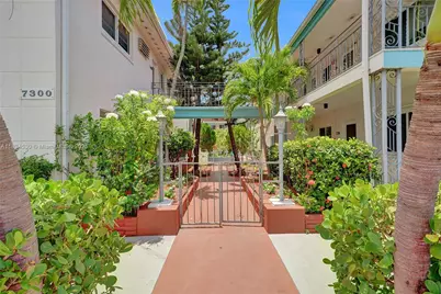 7300 Byron Ave #15B, Miami Beach, FL 33141 - Photo 1
