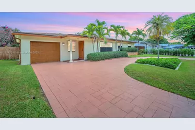10421 SW 50th Pl, Cooper City, FL 33328 - Photo 1