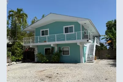 380 Mahogany Dr, Key Largo, FL 33037 - Photo 1