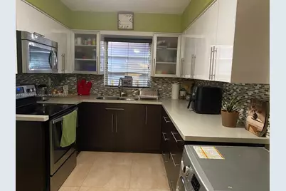 19001 NE 14th Ave #325, Miami, FL 33179 - Photo 1