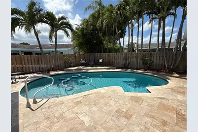 2372 NW 120th Ln, Coral Springs, FL 33065 - Photo 1