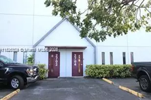 2704 NW 112th Ave, Doral, FL 33172 - Photo 1