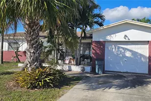 9723 SW 3rd St, Boca Raton, FL 33428 - Photo 1