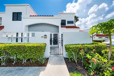 20945 Bay Ct #134-3, Aventura, FL 33180 - Photo 1