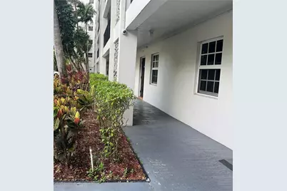 2900 N Course Dr #107, Pompano Beach, FL 33069 - Photo 1