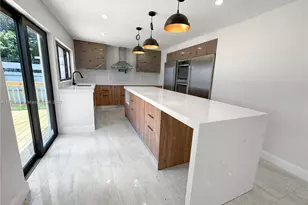 760 NE 163rd St, Miami, FL 33162 - Photo 1