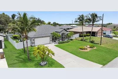 2206 NE 17th Pl, Cape Coral, FL 33909 - Photo 1