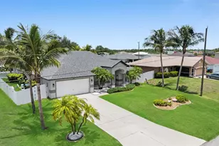 2206 NE 17th Pl, Cape Coral, FL 33909 - Photo 1