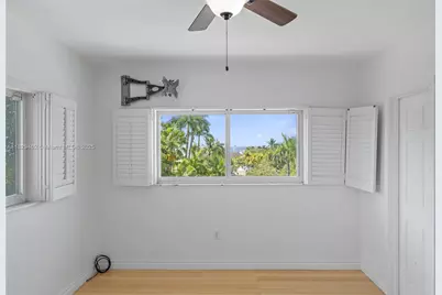 2539 S Bayshore Dr #PH2F, Miami, FL 33133 - Photo 1