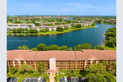 701 SW 141st Ave #406R, Pembroke Pines, FL 33027 - Photo 1