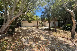 5930 SW 80th St, South Miami, FL 33143 - Photo 1