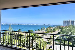 11113 Biscayne Blvd, Miami, FL 33181 - Photo 1