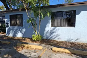 34 SW 9th St, Hallandale Beach, FL 33009 - Photo 1