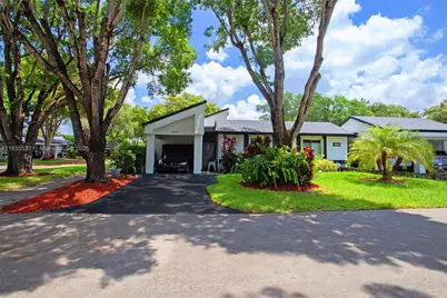 16041 Fairway Ter #121, Weston, FL 33326 - Photo 1