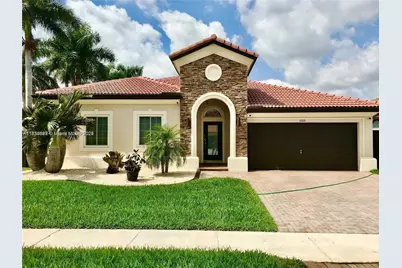 1010 NE 36th Ave, Homestead, FL 33033 - Photo 1