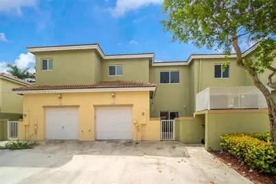 2345 SE 16th Pl, Homestead, FL 33035 - Photo 1
