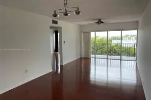 9180 Fontainebleau Blvd, Miami, FL 33172 - Photo 1