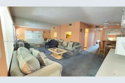 9121 Sunrise Lakes Blvd #210, Sunrise, FL 33322 - Photo 1