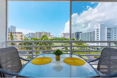 17801 N Bay Rd #607, Sunny Isles Beach, FL 33160 - Photo 1