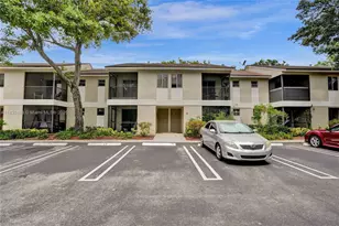 303 Gardens Dr, Pompano Beach, FL 33069 - Photo 1